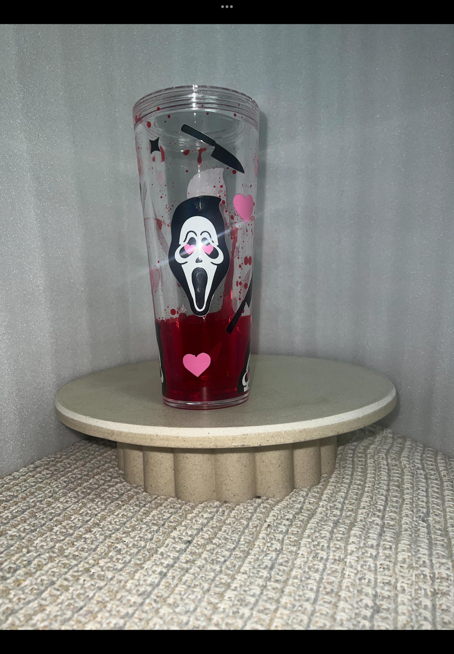 Scream large blood drip cup